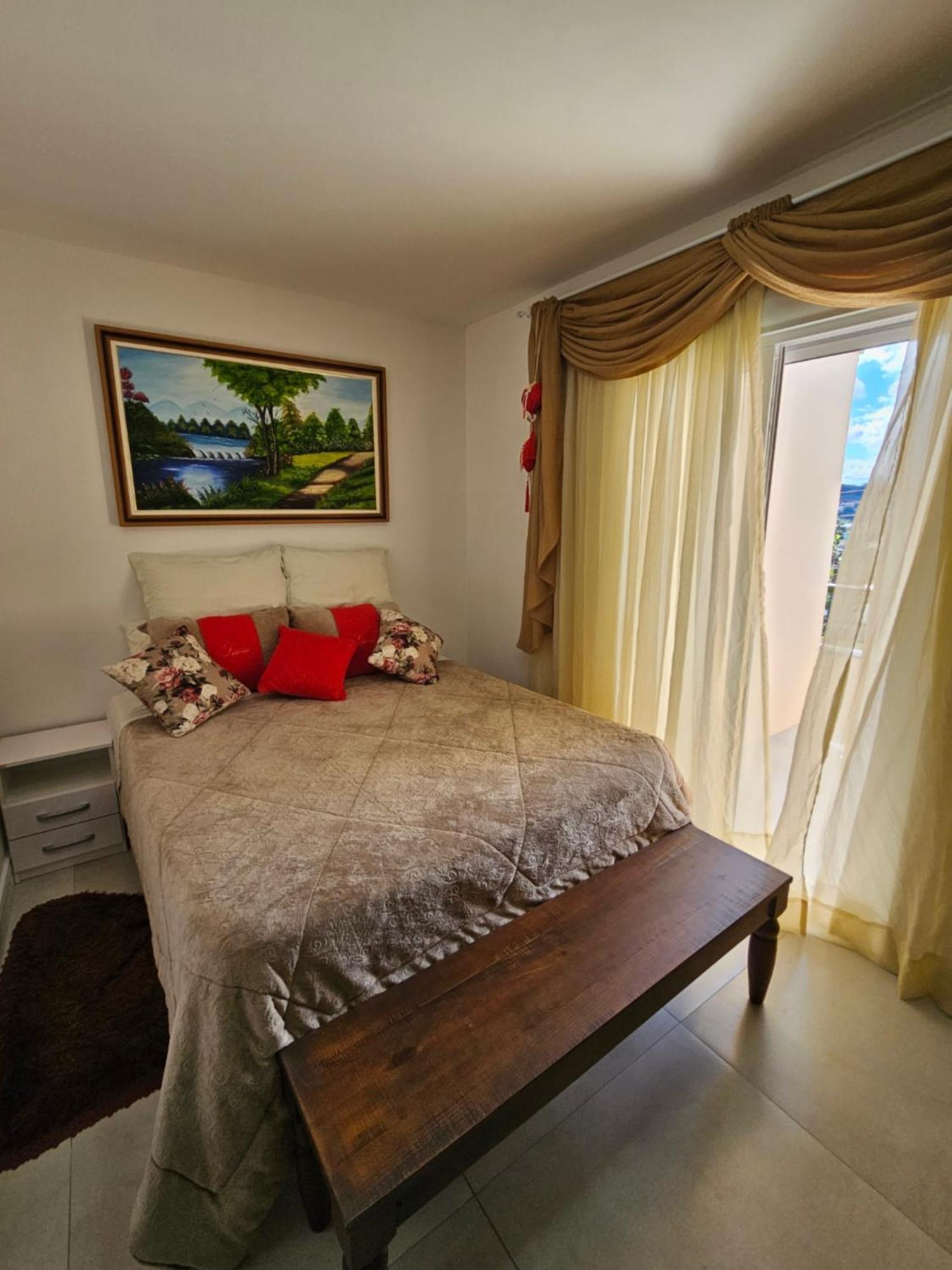 Pousada Lugama Bento Gonçalves Kamer foto